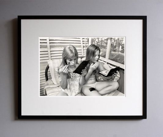Alpin and Dana in the loft making up, 1977 - Framed Print
