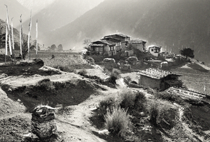 Neylu village, Laya, 2004